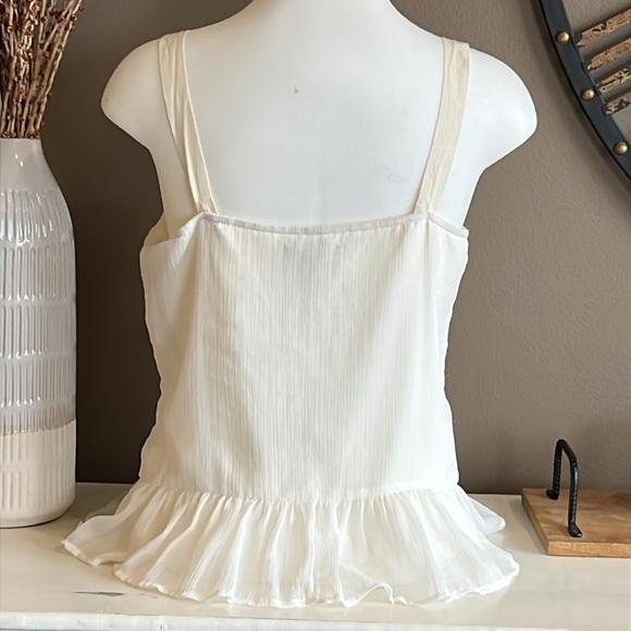 American Eagle Cream Top Size Large - Picture 5 of 9